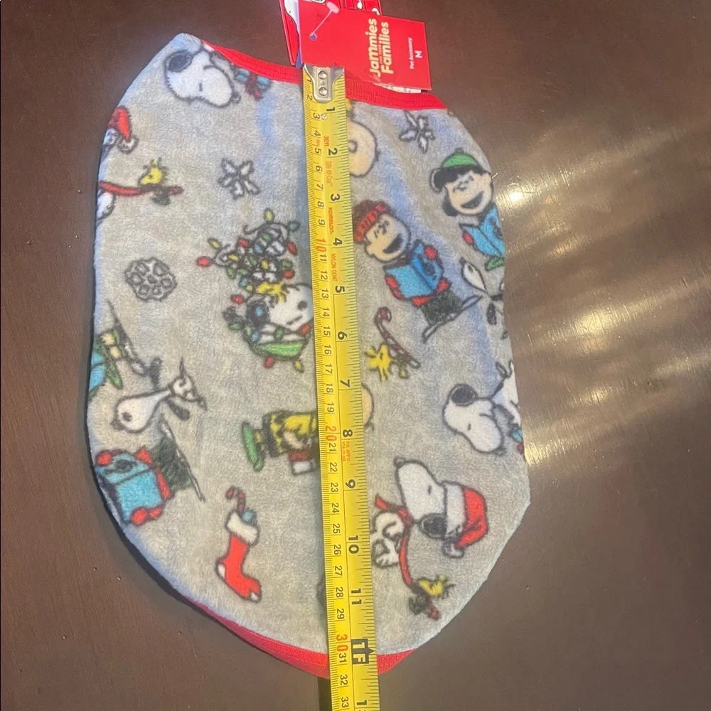Peanuts Gray with Snoopy Design Dog coat nwt medium jammies for your families